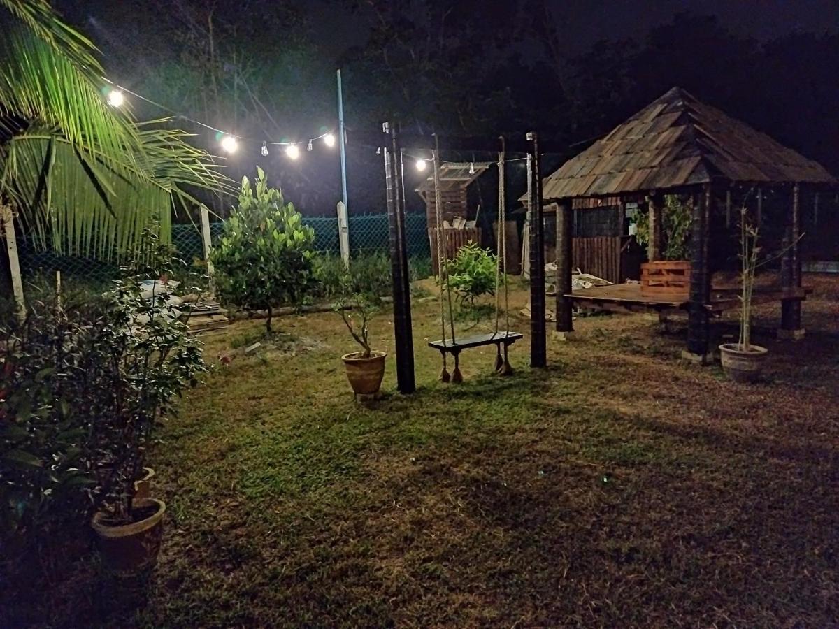 Tehel Farmhouse Malacca Eksteriør billede